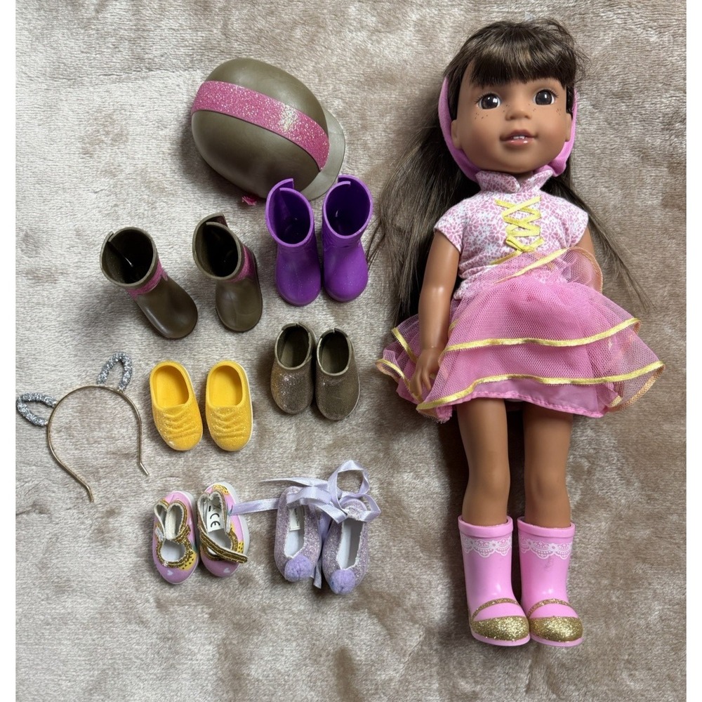 American Girl Doll Wellie Wishers Ashlyn and Accessories